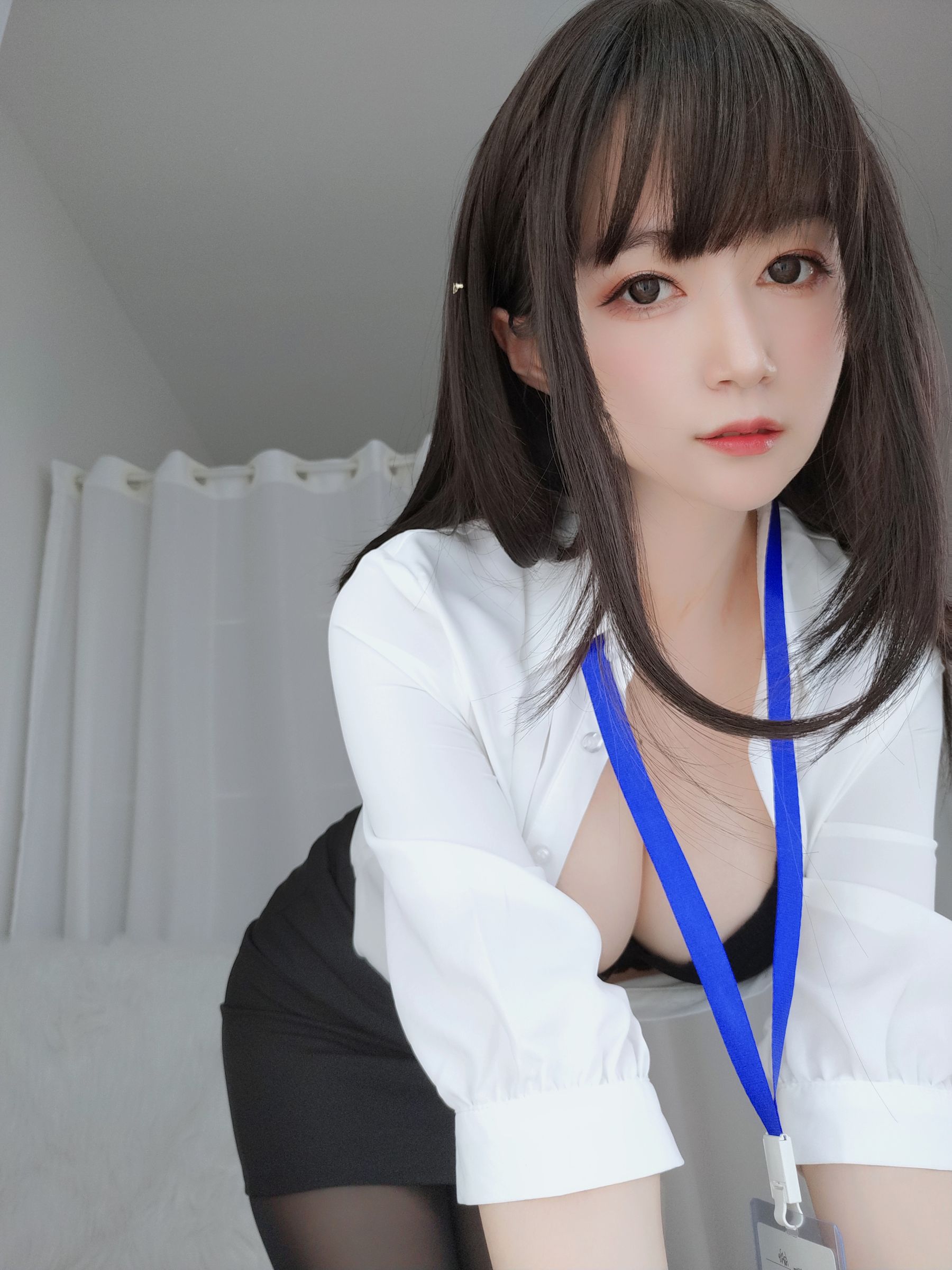 Coser小姐姐白银81–制服写真插图9